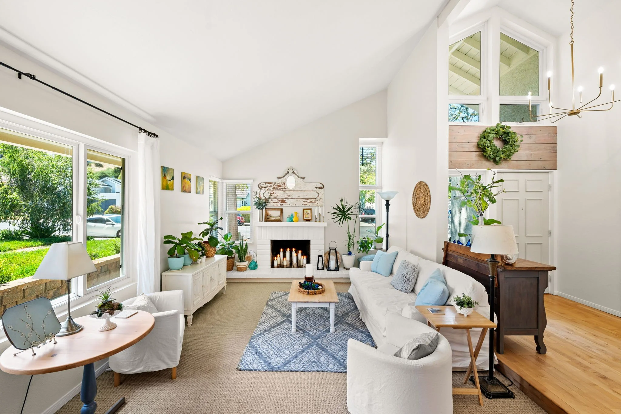 11-web-or-mls-10- Mt Ariane.jpg