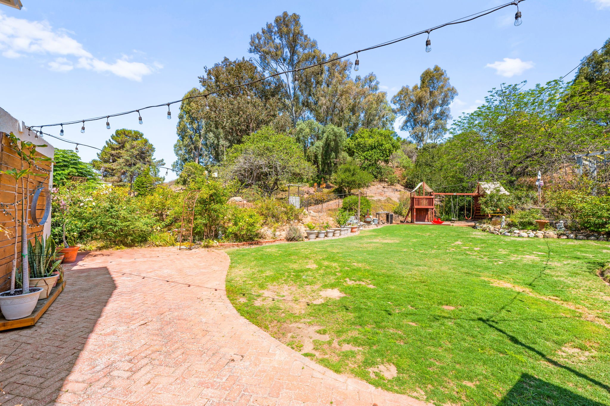 53-web-or-mls-51- Mt Ariane.jpg