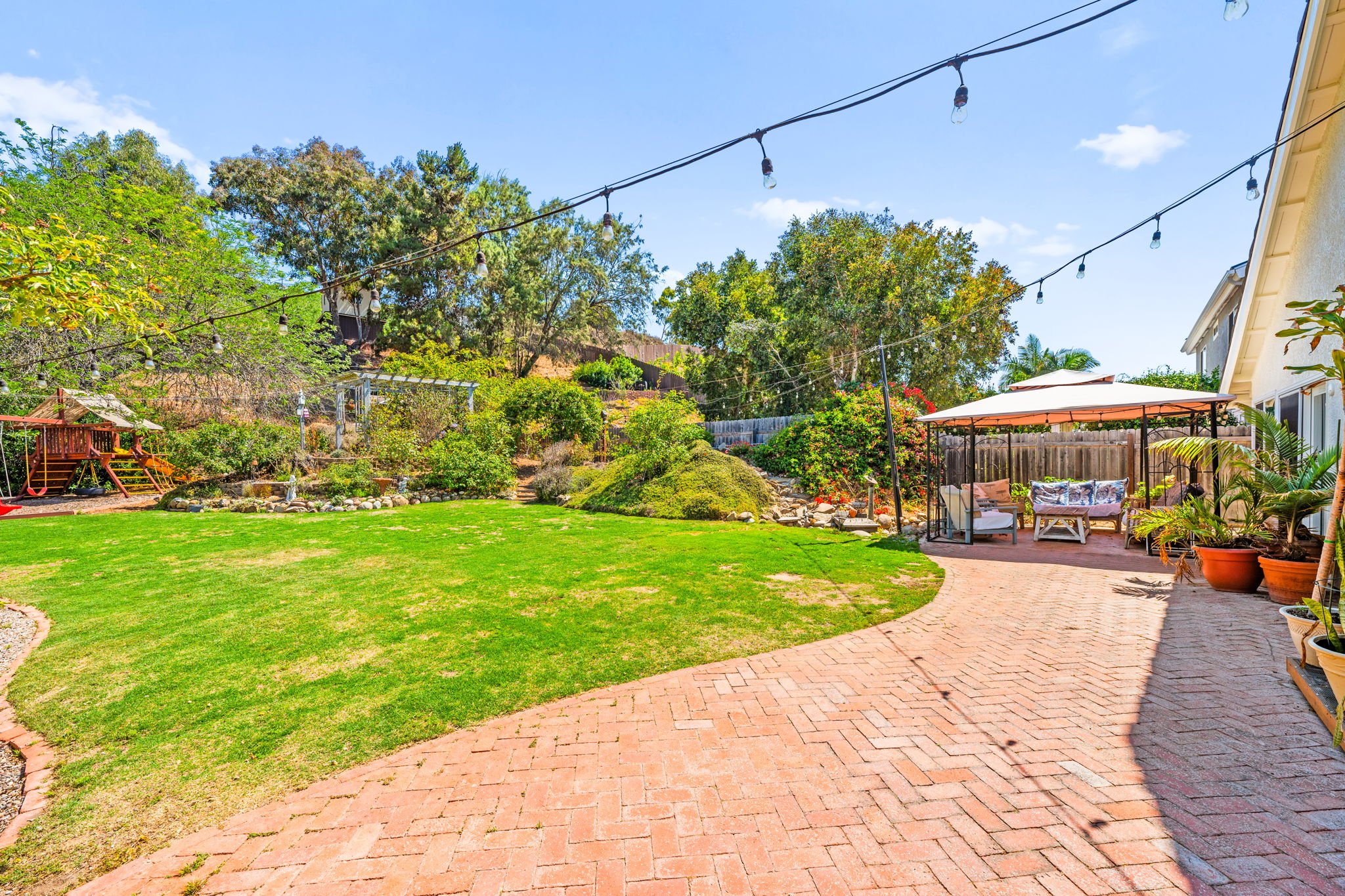 49-web-or-mls-48- Mt Ariane.jpg