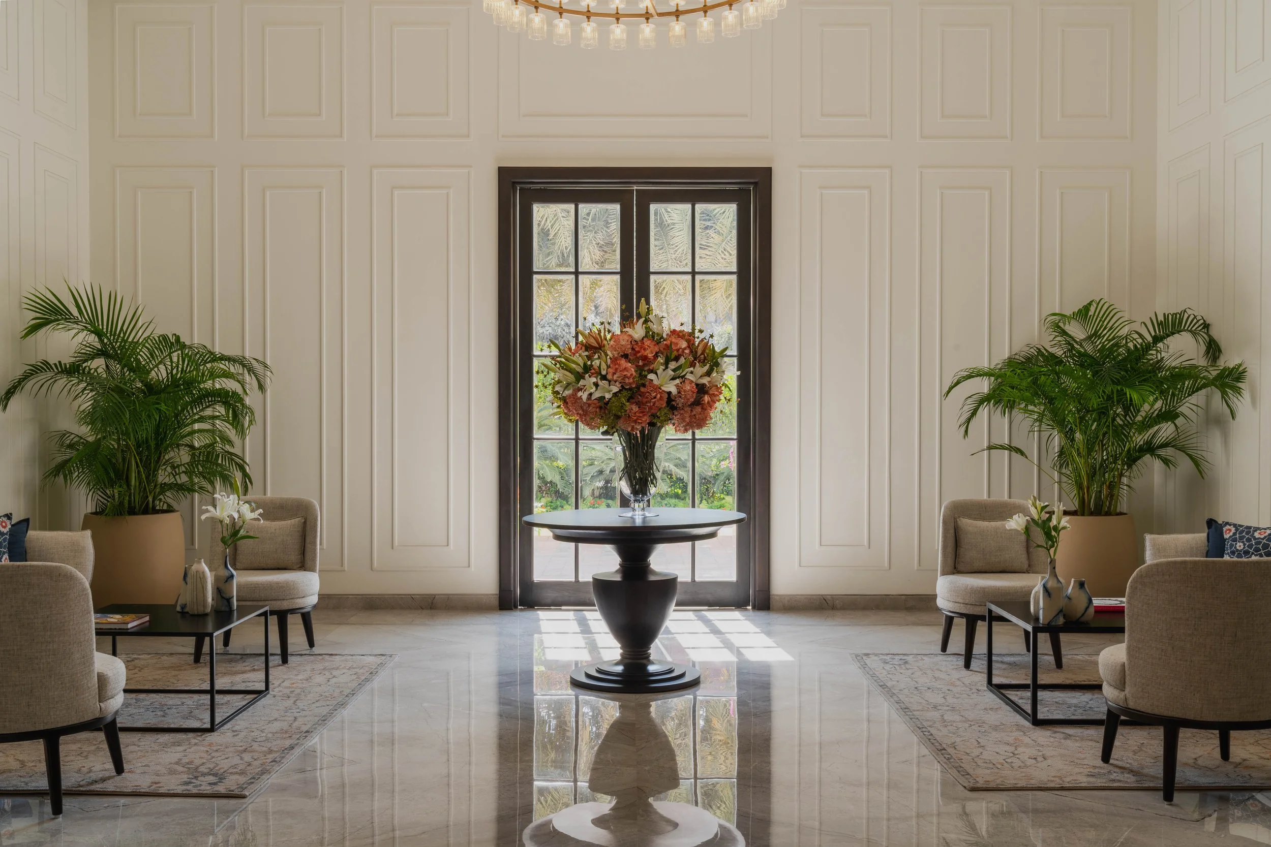 Lobby - 1.jpg
