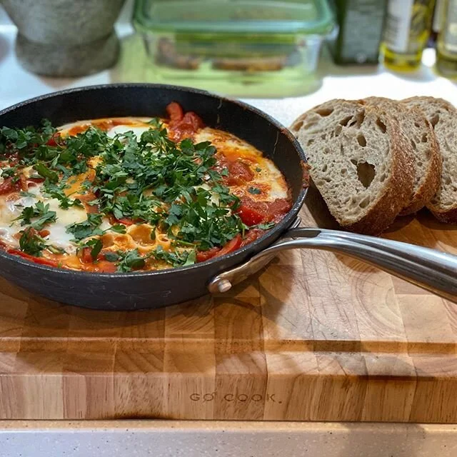 Try this delicious Shatshuka for your weekend brunch. Recipe in the link in my bio #comfortkitchen #shashuka #brunch #breakfast #foodie