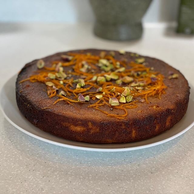 Try my delicious orange and cardamon cake. Link to the recipe in the description. #comfortfood #foodblogger #foodblog #cooking #foodie #instafood #foodstagram #foodgasm #foodpic #recipe #cake #orange #cardamon