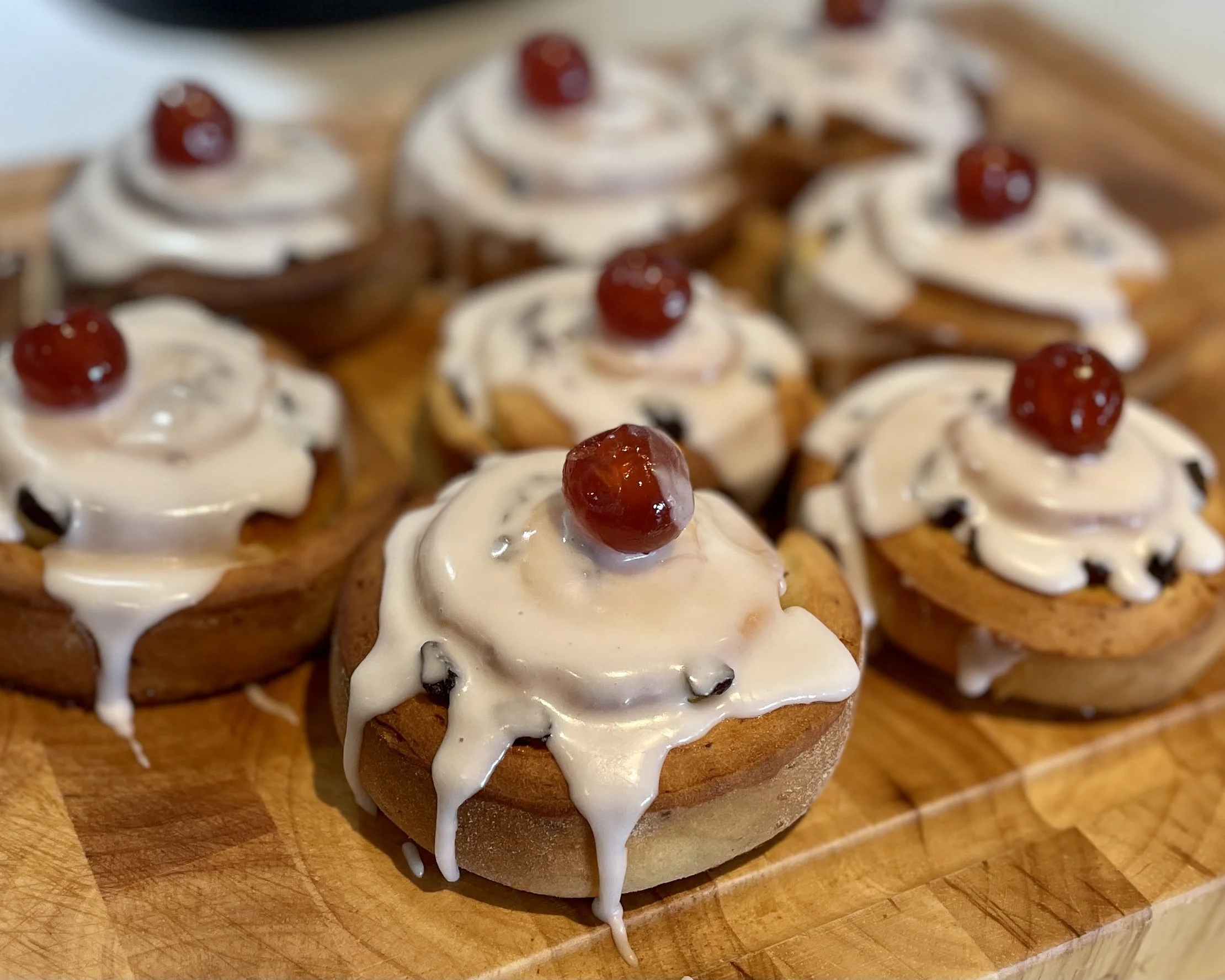 Lemon Belgian Buns