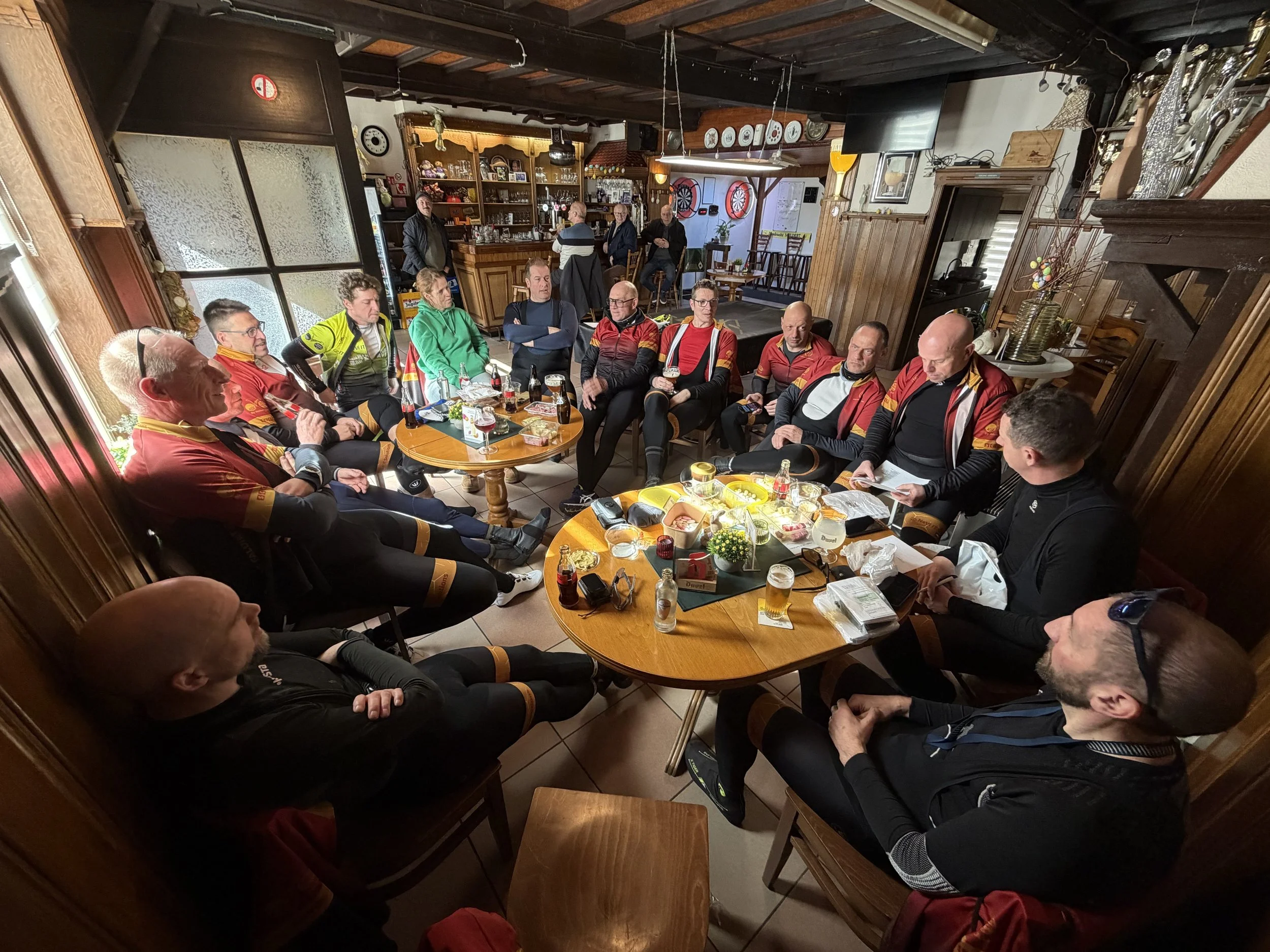 Over magnolia’s en tuimelpertes…