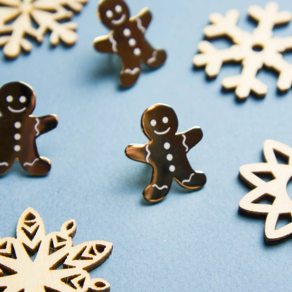 gingerbread man pin