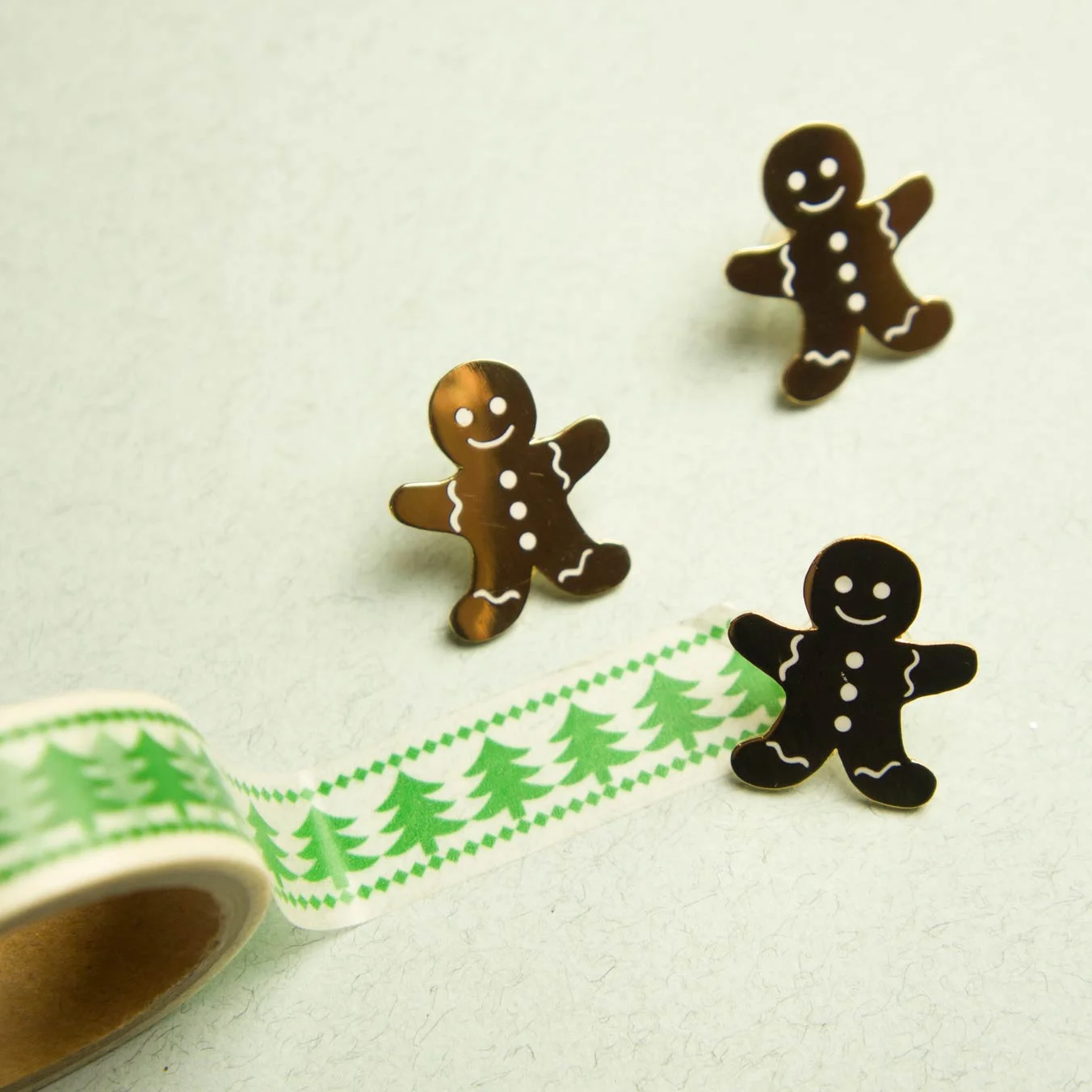 gingerbread man pin
