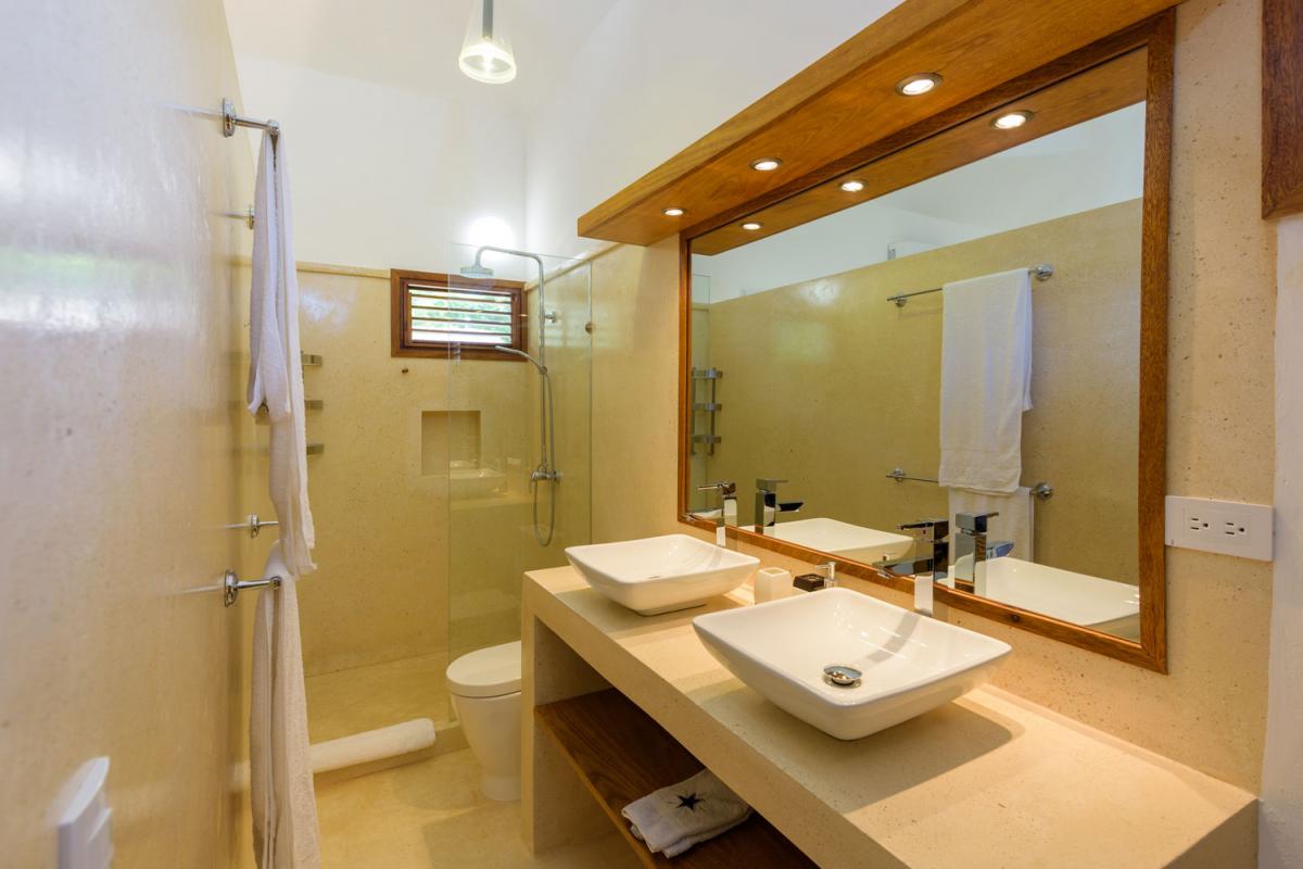 villa for sale Las terrenas mareva-salle-de-bain-3.jpg