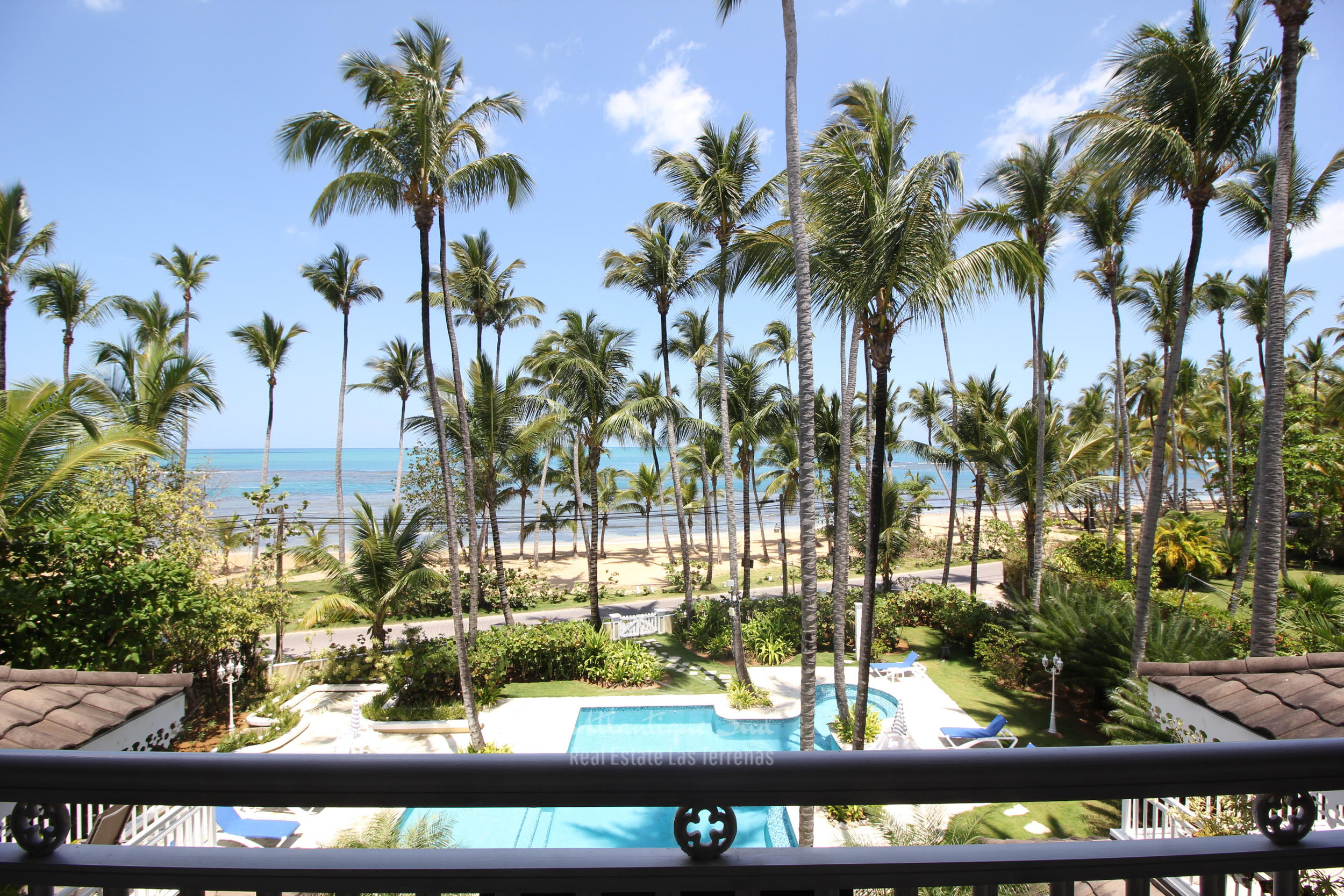 Spacious beachfront apartment in Playa Las Ballenas in Las Terrenas Real Estate Dominican Republic1.jpg