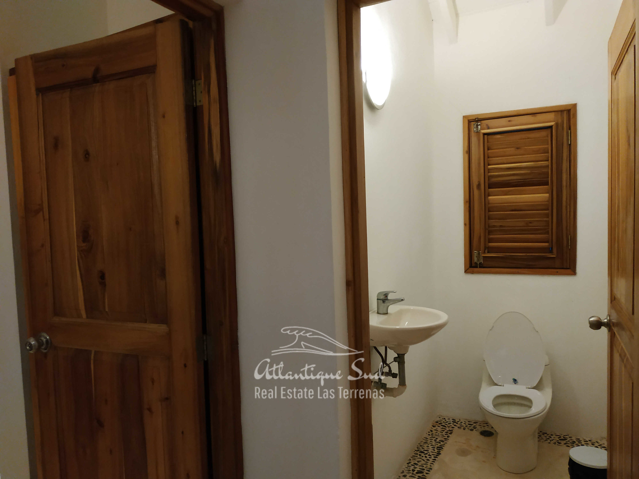 beachfront villa los nomadas for sale 11.jpg