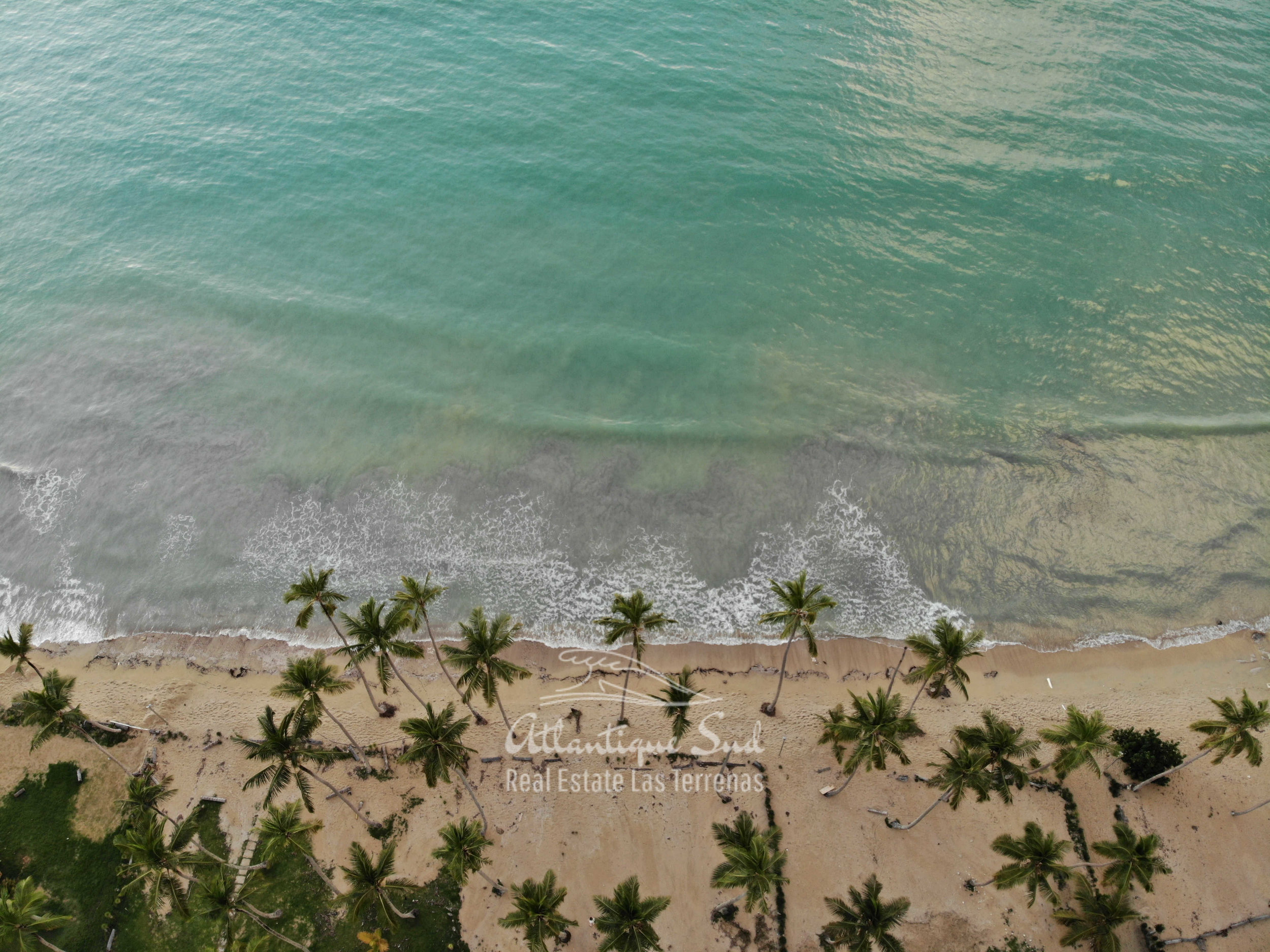 beachfront villa los nomadas for sale3.jpg