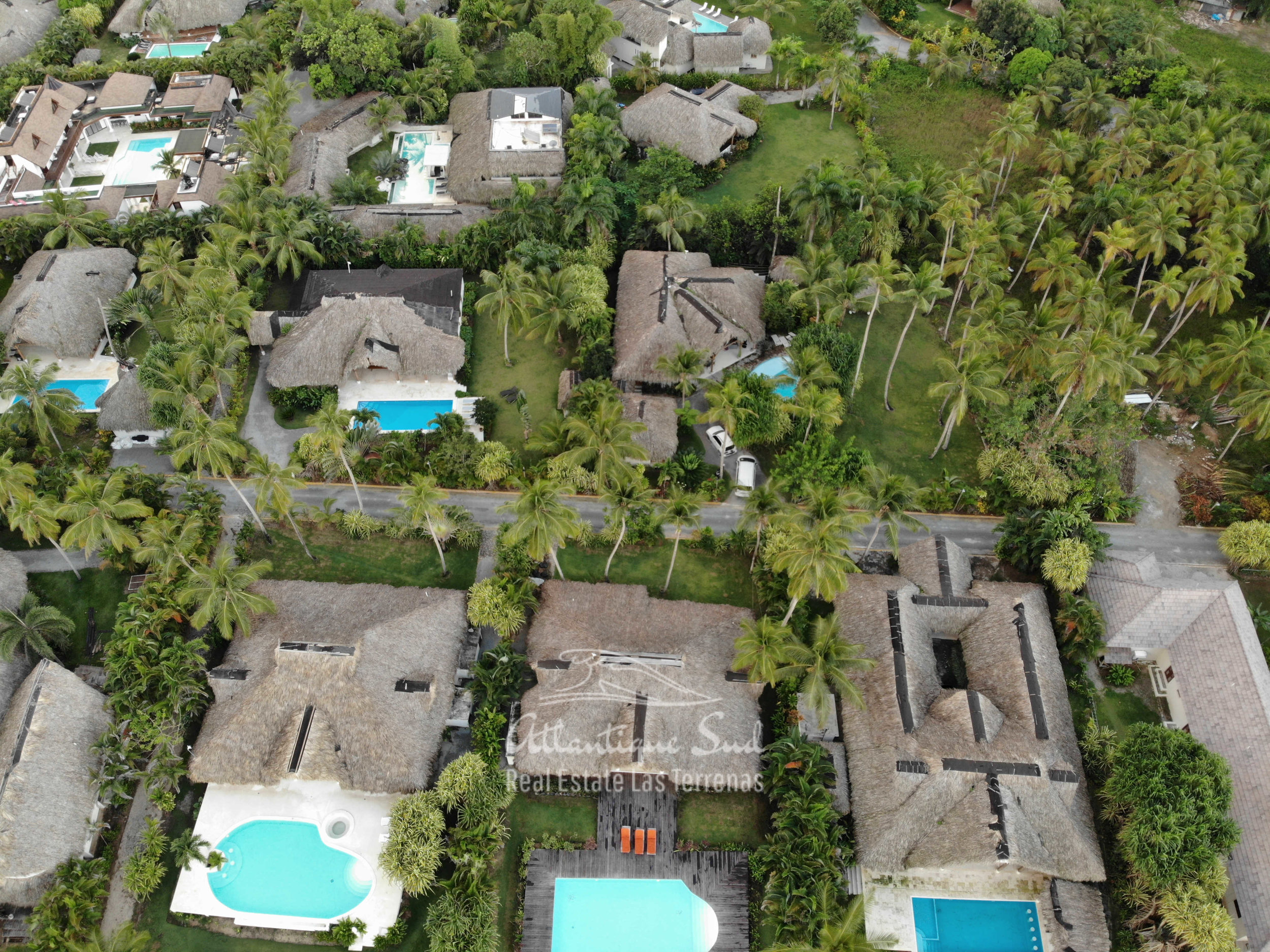 beachfront villa los nomadas for sale2.jpg