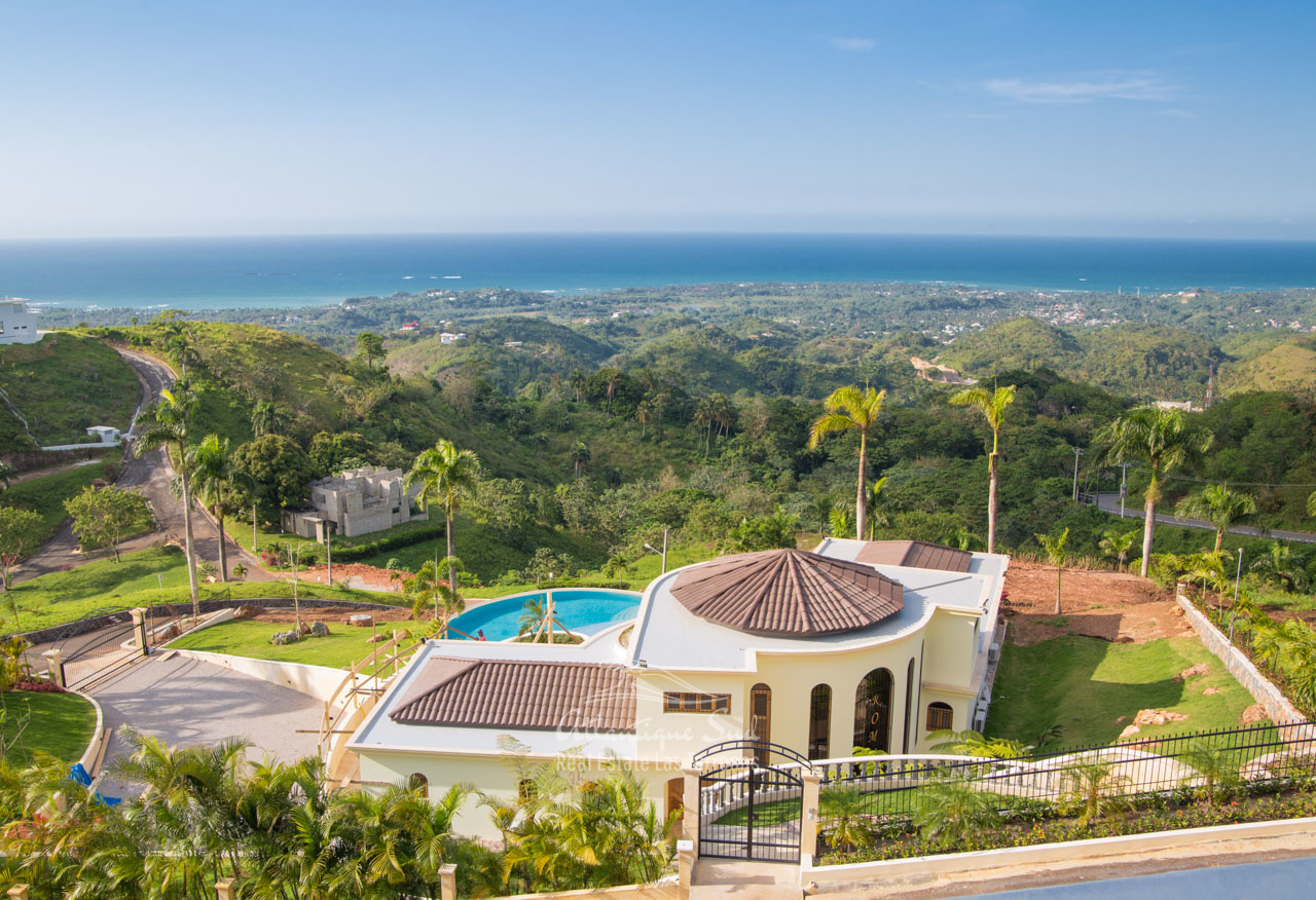 Unique community development on a large hill with breathtaking ocean views in Las Terrenas Real Estate Dominican Republic (9).jpg