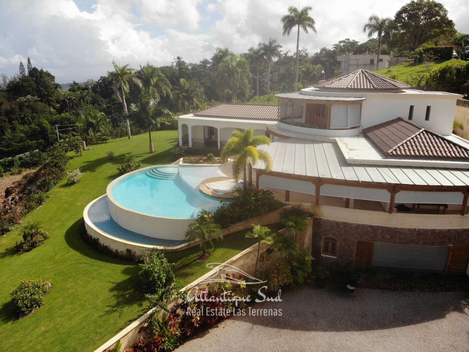 Hillside Lots for sale in Las Terrenas17.jpeg