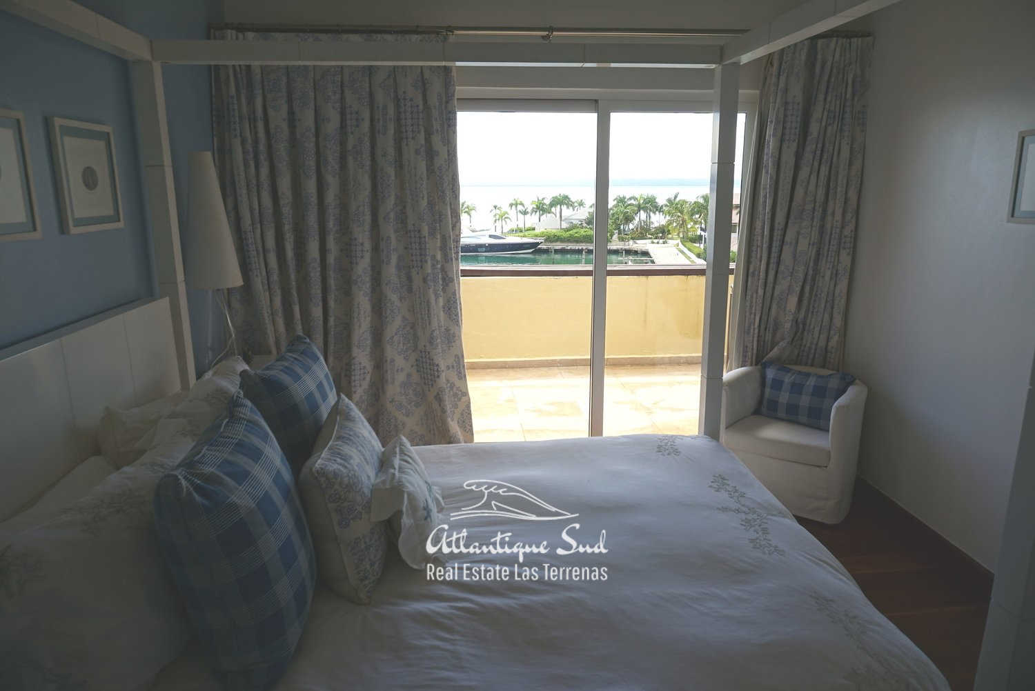 Spacious apartment with marina in samana4.jpg