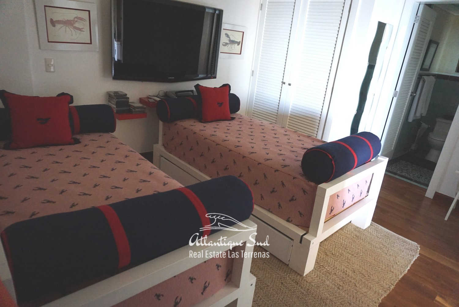 Spacious apartment with marina in samana8.jpg