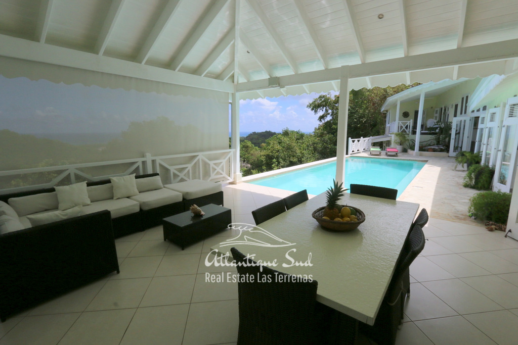 Villa in a preserved private Botanical Park 6.jpg
