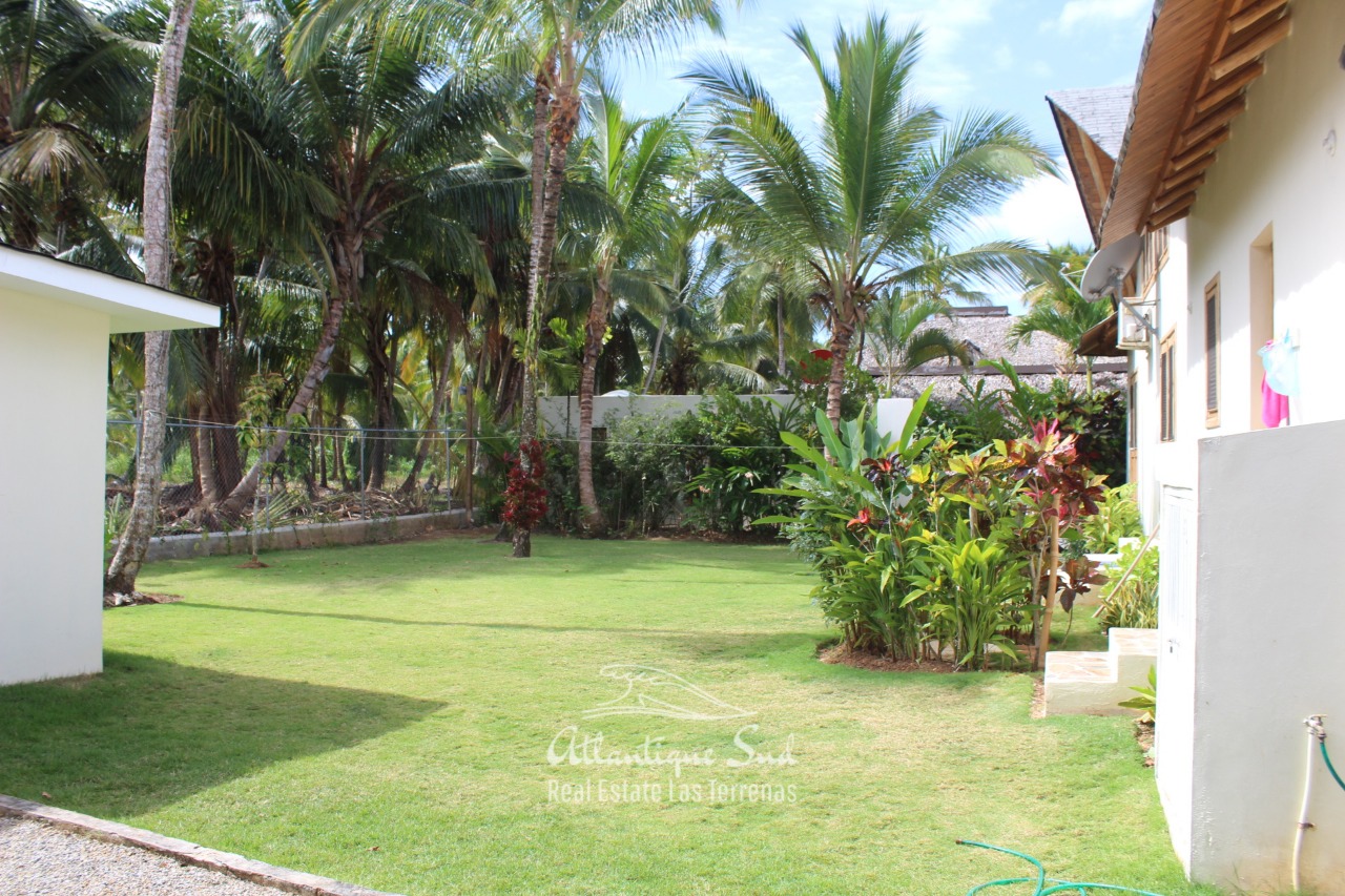 caribbean-villa-in-beachfront-residential177.jpeg