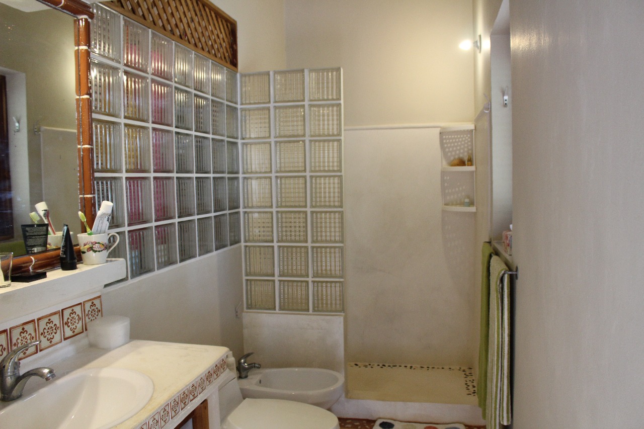 caribbean-villa-in-beachfront-residential2729.jpeg