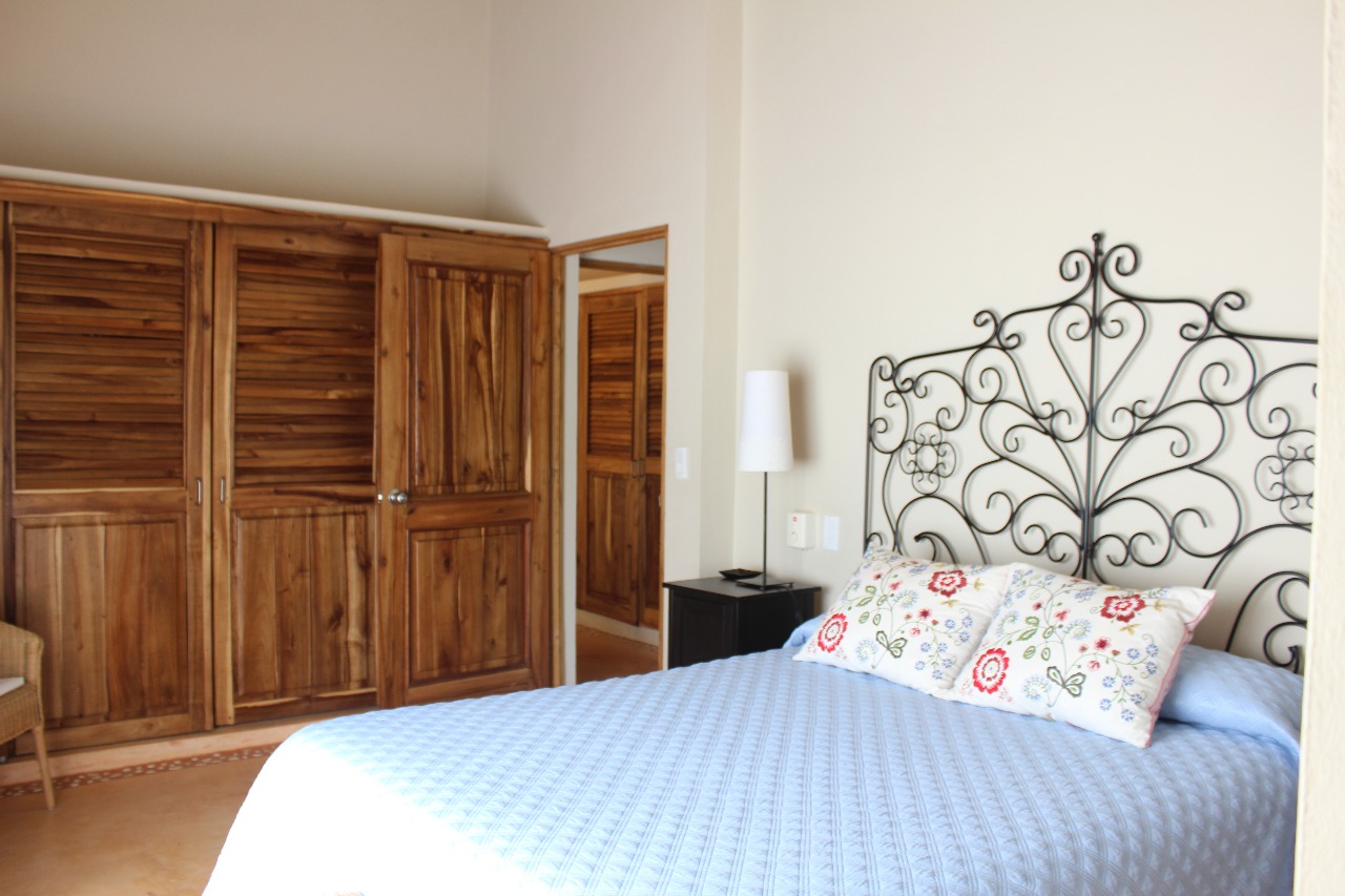 caribbean-villa-in-beachfront-residential09876.jpeg