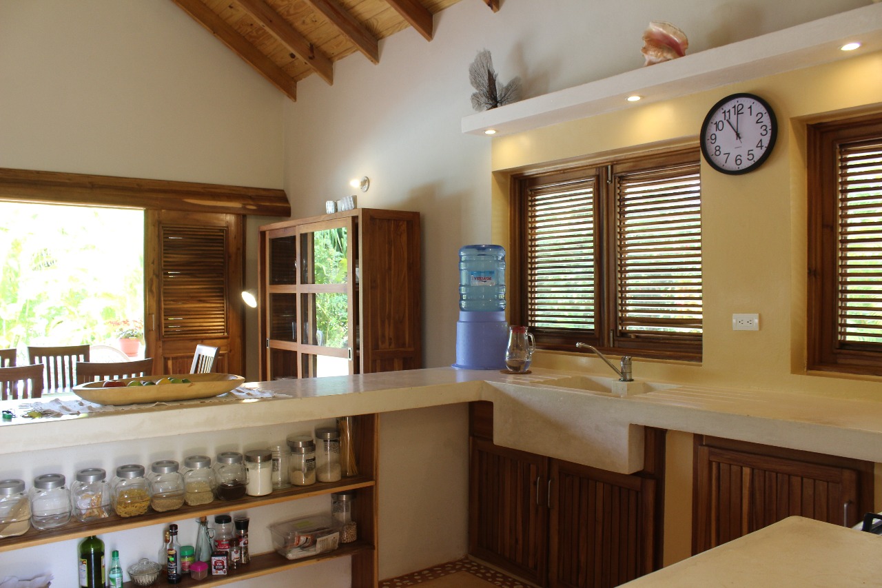 caribbean-villa-in-beachfront-residential29283.jpeg