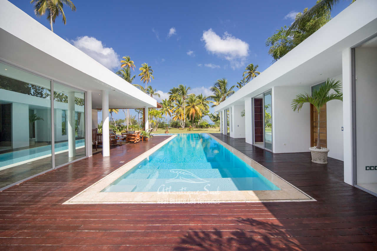 Beachfront villa in Esperanza for sale Las Terrenas DR 8.jpg