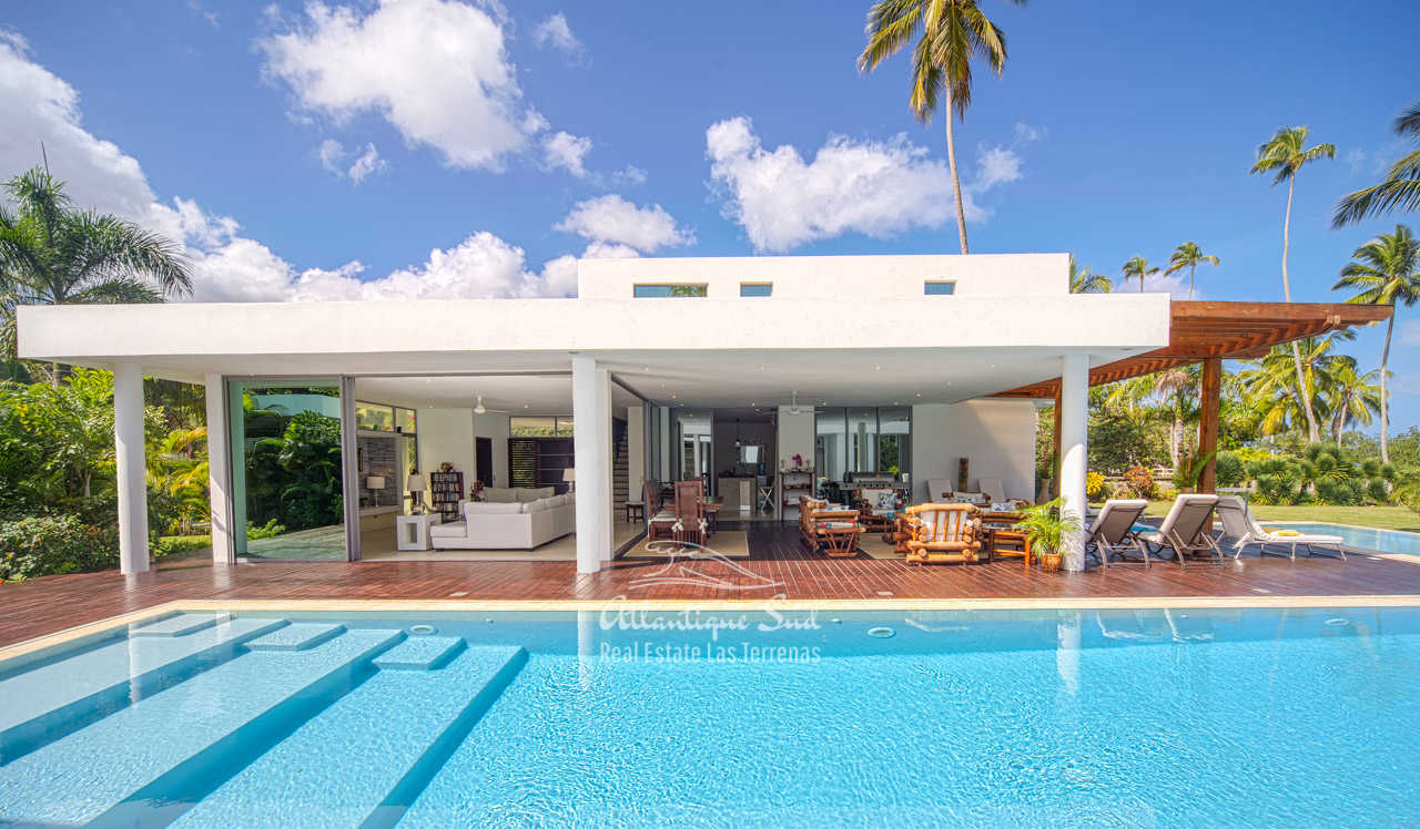 Beachfront villa in Esperanza for sale Las Terrenas DR 11.jpg