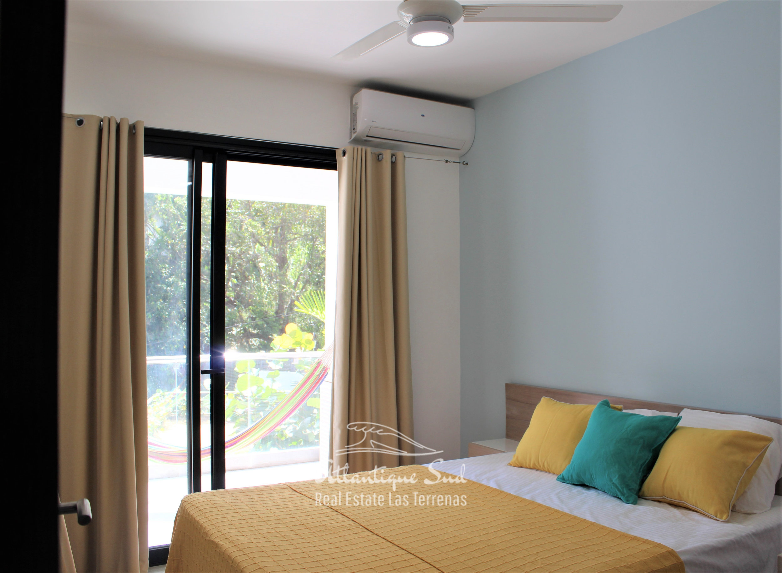 Cozy-1-bedroom-apartment-in-gated-community-close-to-the-center-of-lasterrenas3.jpg