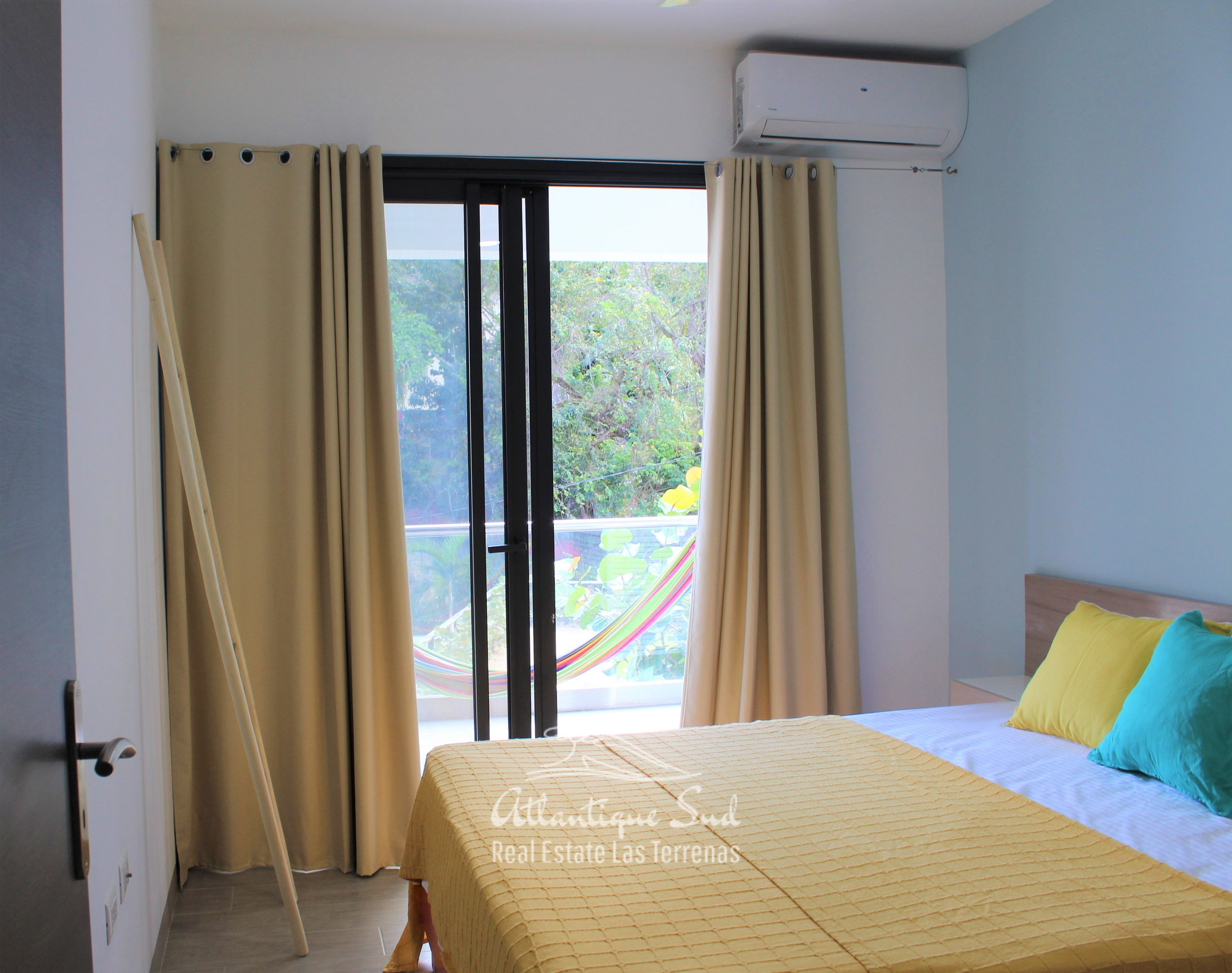 Cozy-1-bedroom-apartment-in-gated-community-close-to-the-center-of-lasterrenas5.jpg
