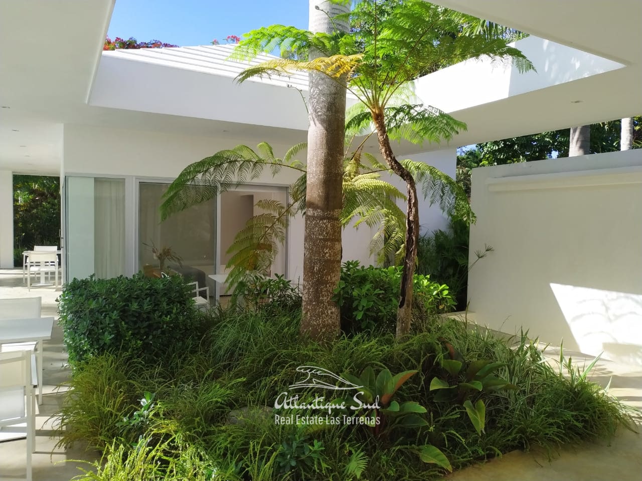 Outdoor patio villa for sale las terrenas-min.jpeg