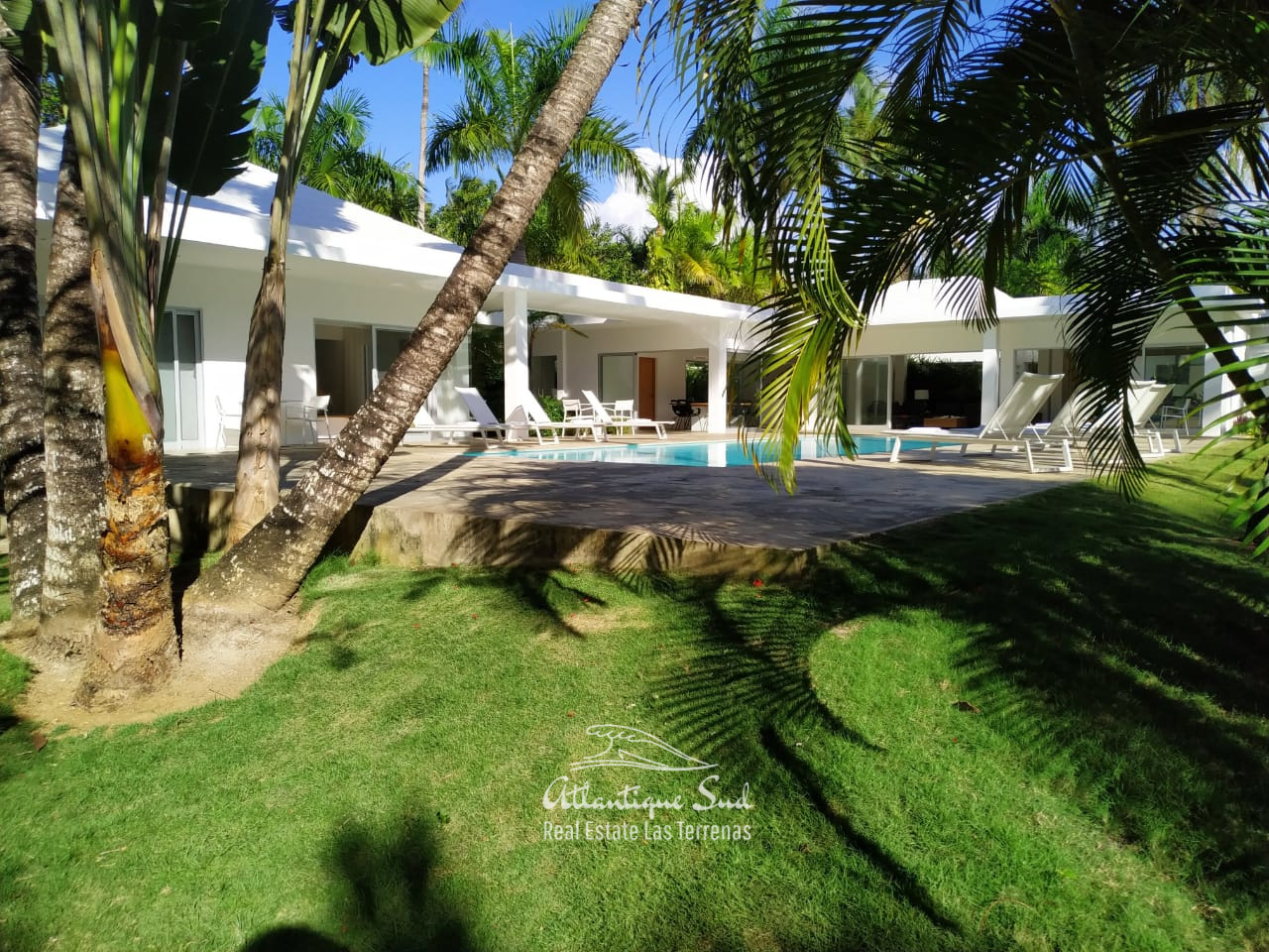 Outdoor villa for sale Las Terrenas .jpeg