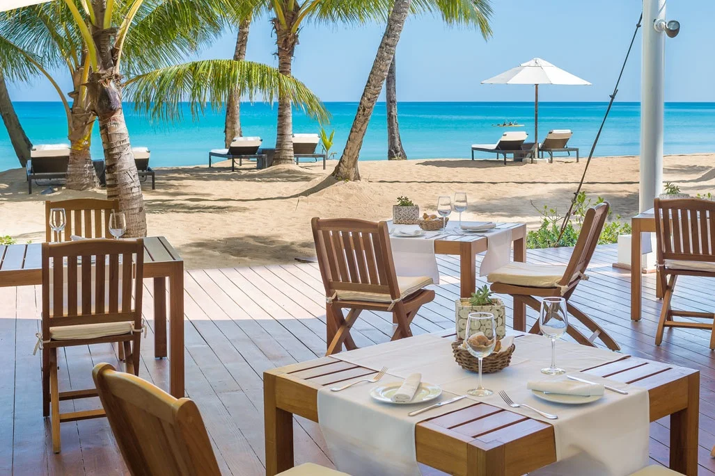 beachfront+restaurant+sublime+las+terrenas.jpg