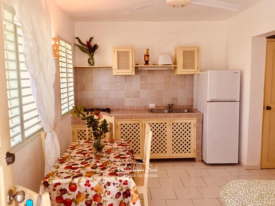 oasis n1010.jpg