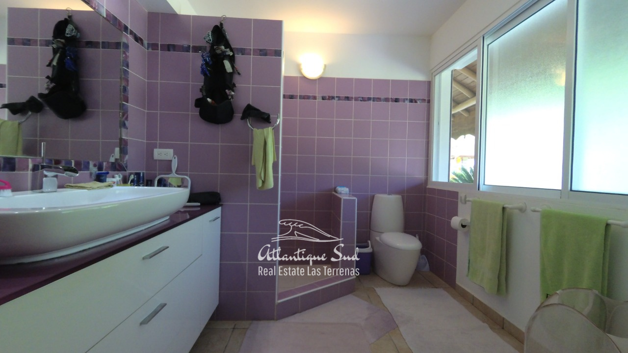 4BR villa for sale in exclusive beachfront community22.jpeg