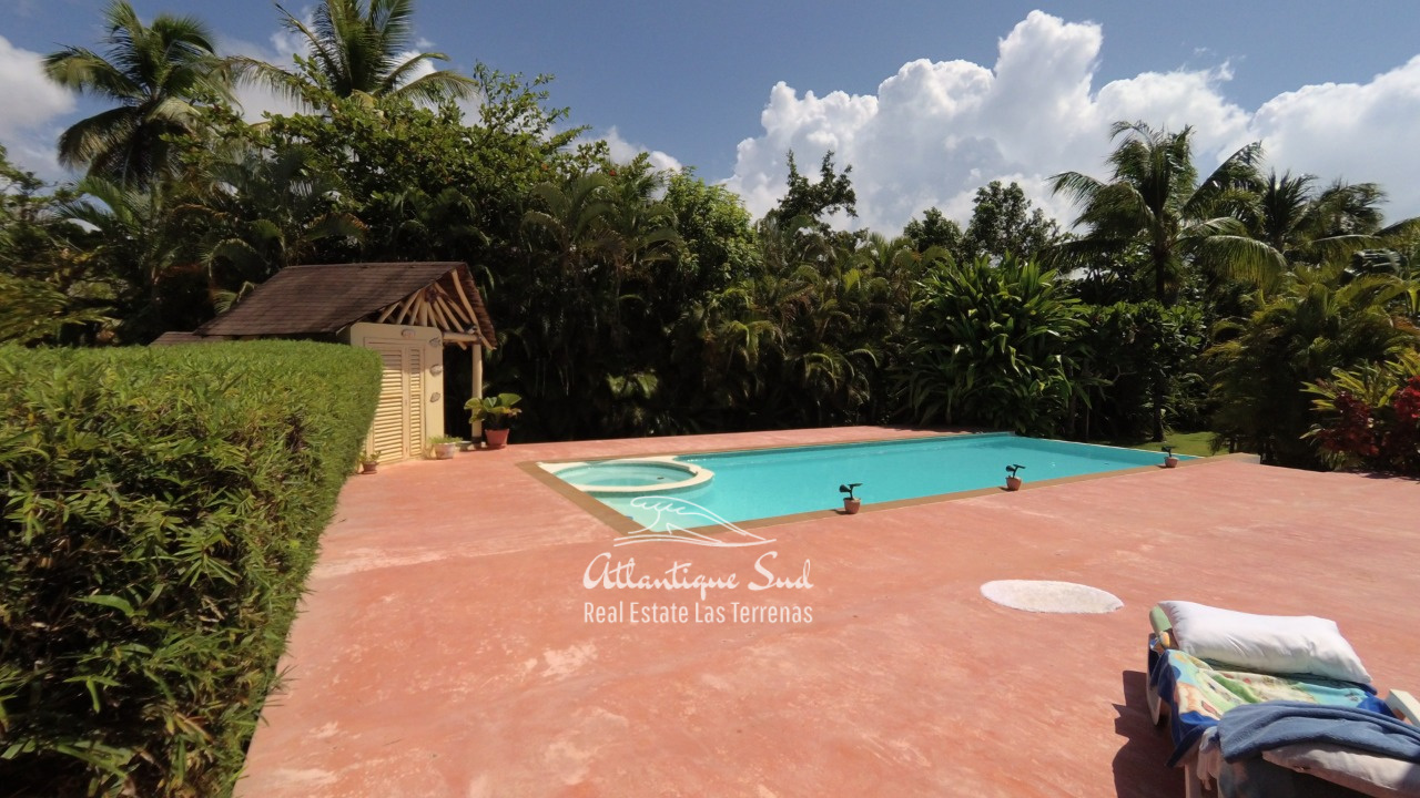 4BR villa for sale in exclusive beachfront community23.jpeg