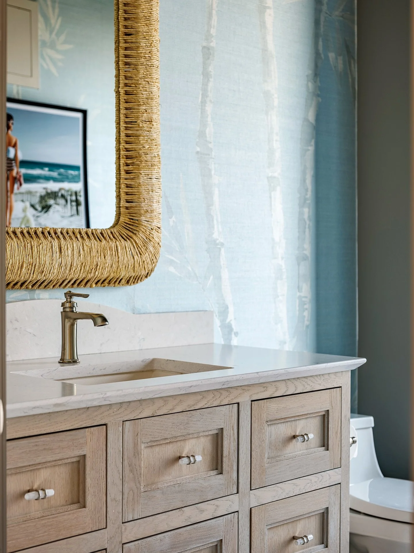 We are loving how this woven mirror pops against the soft blue bamboo Phillip Jefferies wallpaper. Calm vibes only in this space. @phillipjeffriesltd #wallpaper #phillipjefferies #phillipjeffrieswallcovering #wovenmirror #atxdesign #atxdesigner #bath