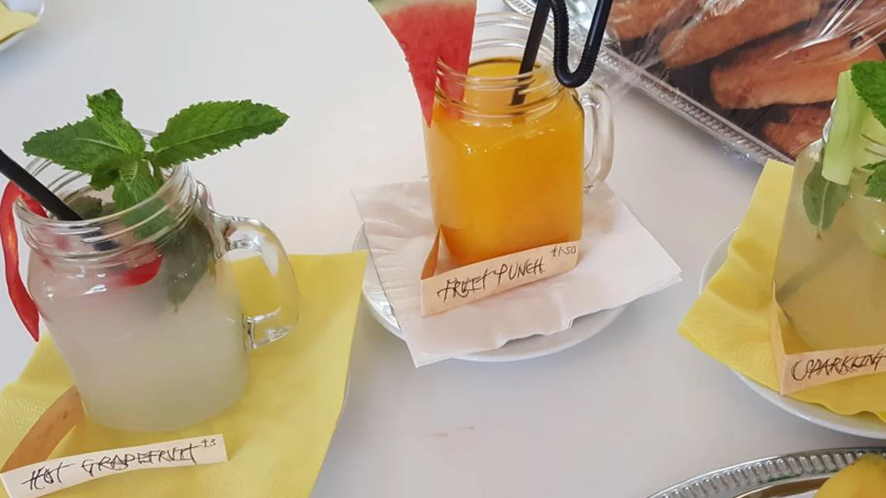 cafe.jpg