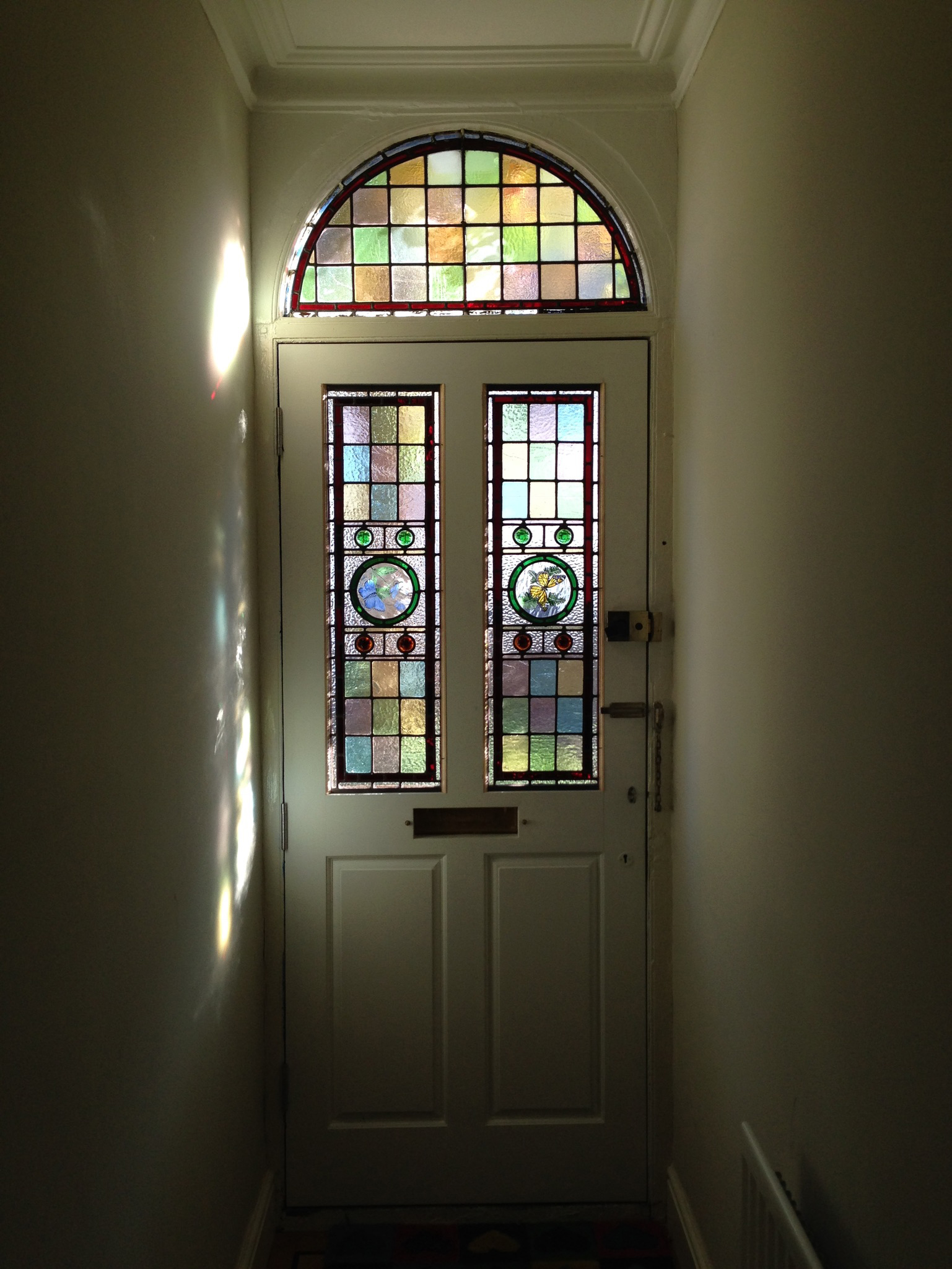Stained glass-1.jpg