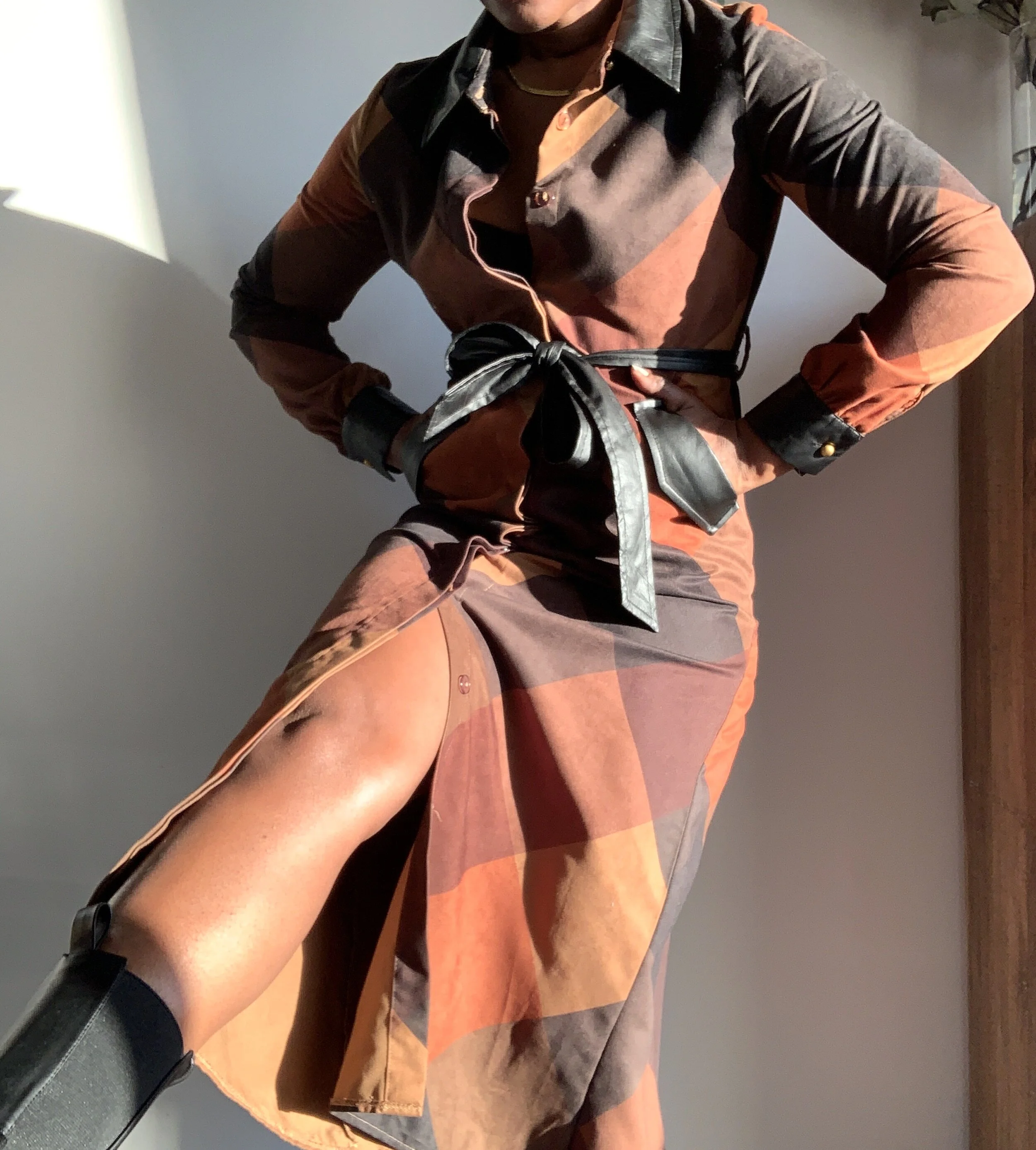 70s Style Button Down Midi Dress with 