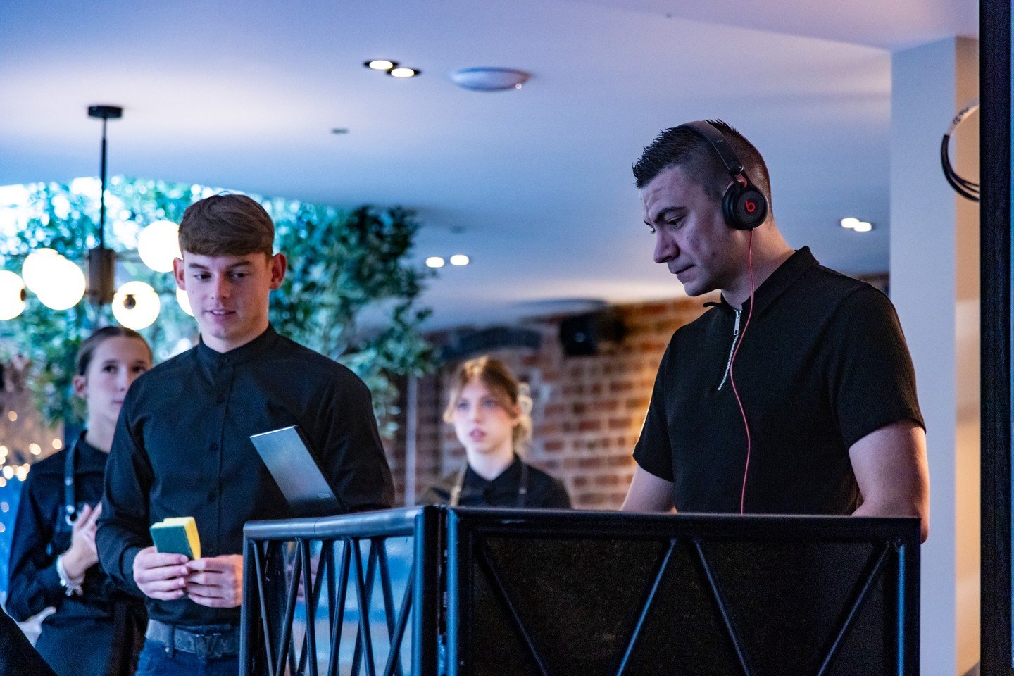 There&rsquo;s no script here, just genuine warmth, a few cheeky grins, and plates carried with pride.

We&rsquo;re a team, and this place is better for it.
.
📞01270 390045 for reservations
#italianuk #italianpizza #sandbach #alderleyedge