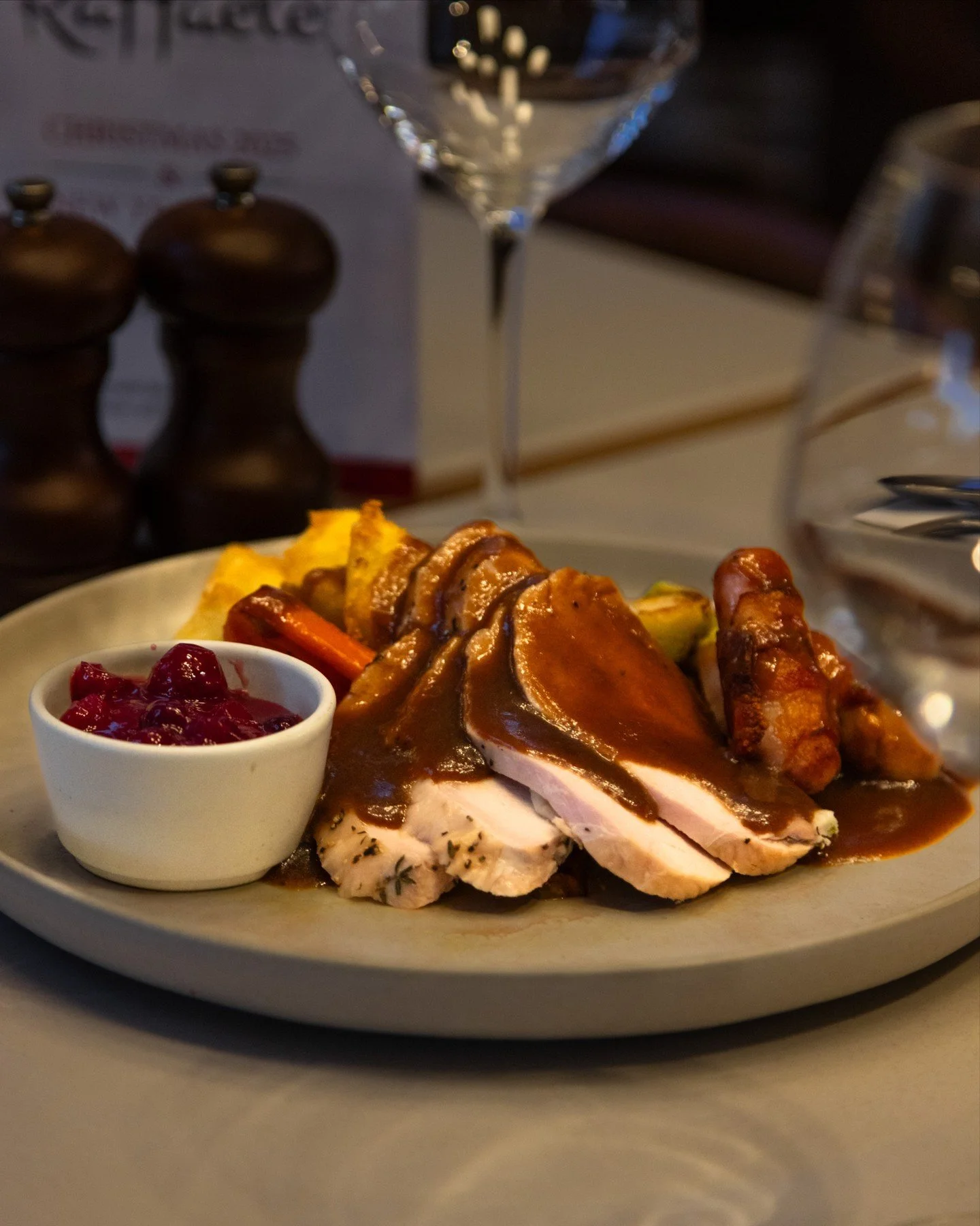 The tree's down, the weather&rsquo;s grey, and payday feels far away&hellip;

But a proper plate of food and a warm welcome might just do the trick, we just wish Christmas dinner was here to stay.
.
📞01270 390045 for reservations
#italianuk #italian