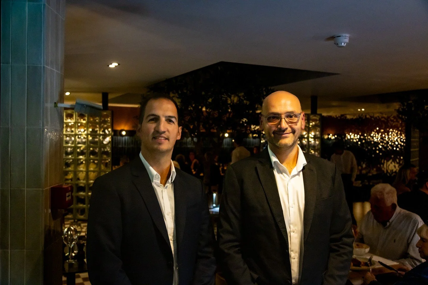 Behind every great meal is a team that actually enjoys what they&rsquo;re doing.

It&rsquo;s why your wine gets topped up with a smile, and your dessert comes with a wink.

.
📞01270 390045 for reservations
#italianuk #italianpizza #sandbach #alderle