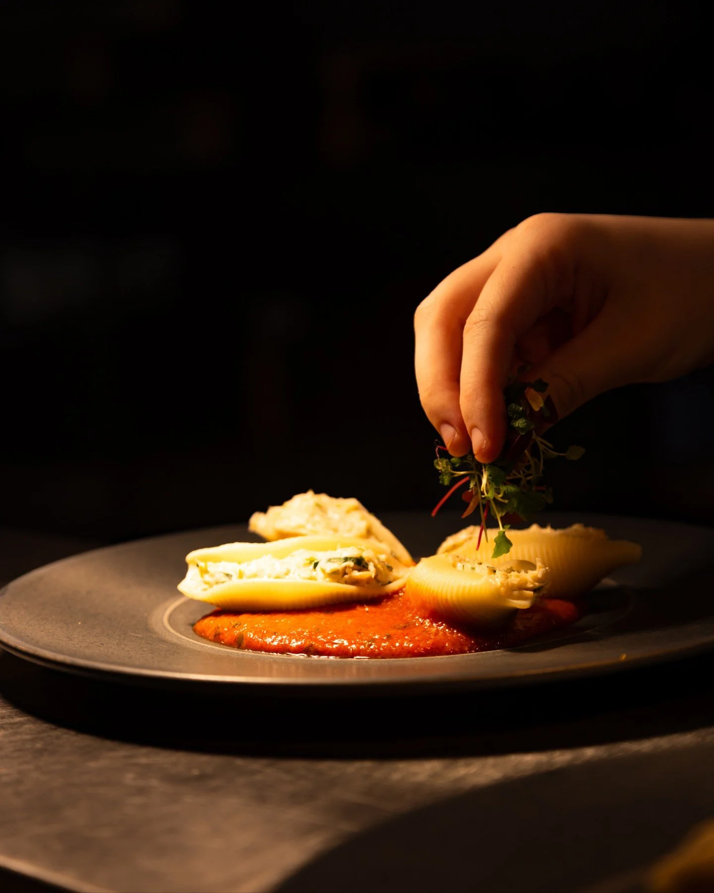 February might be short, but it&rsquo;s got a charm all of its own.

A time for warming meals, softer evenings, and making plans over plates of something proper.

.
📞01270 390045 for reservations
#italianuk #italianpizza #sandbach #alderleyedge