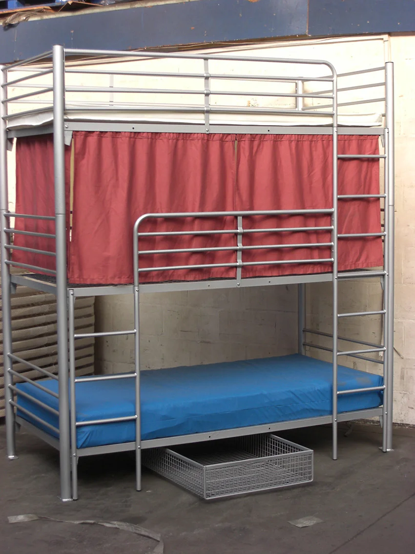 three tier bunk bed