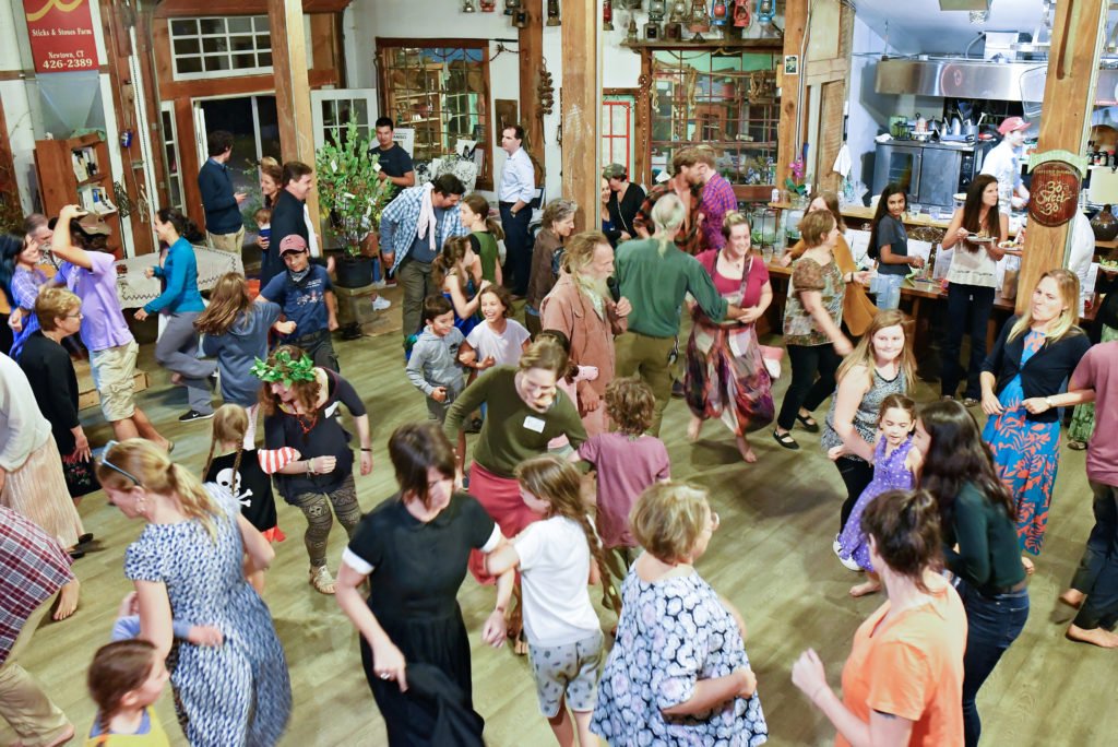 20190921_Coyotes-Two_Newtown-Auction-and-Contra-Dance-_0746-1-1024x684.jpg