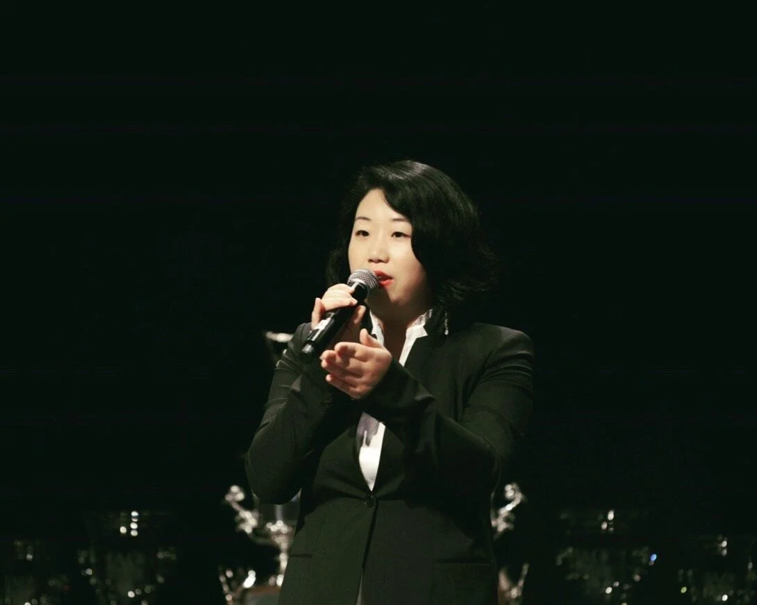 【人物专访】来自中国的女拍卖师Meggie Mei——成为“异端”打开文化交流窗口