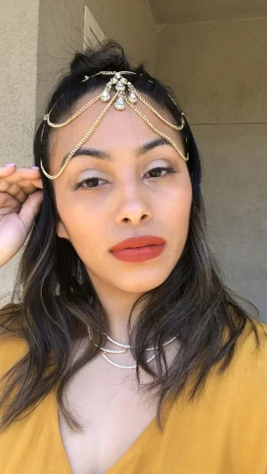 Day 1: I found this head chain at Claire's around the same time I got my lil hands on Fenty's Freckle Fiesta! 