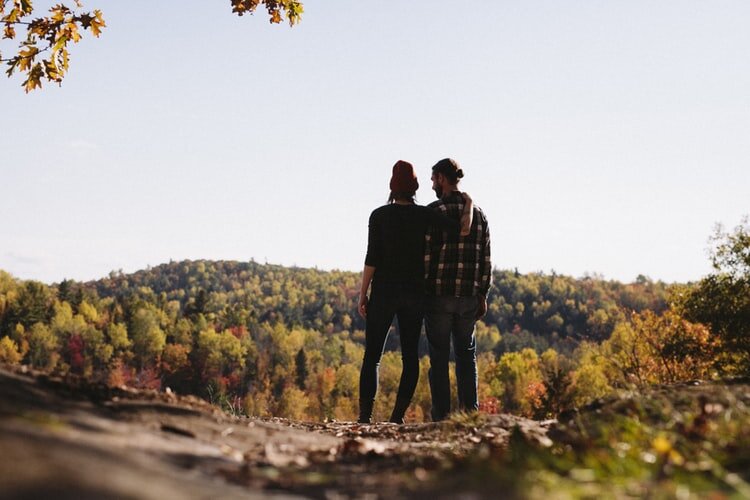 autumn dating.jpeg