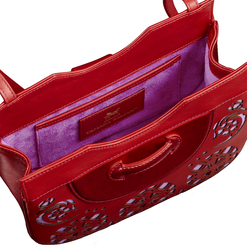 Le Cœur red leather crossbody bag