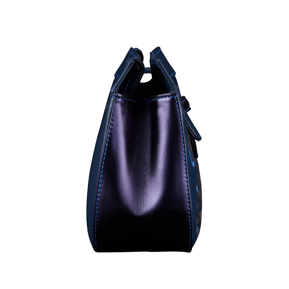 Minerva Ocean Crossbody 3 low res 3a.jpg