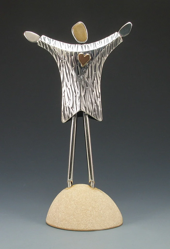 51, HF Open Arms Heart Grass PP Sculpture.jpg